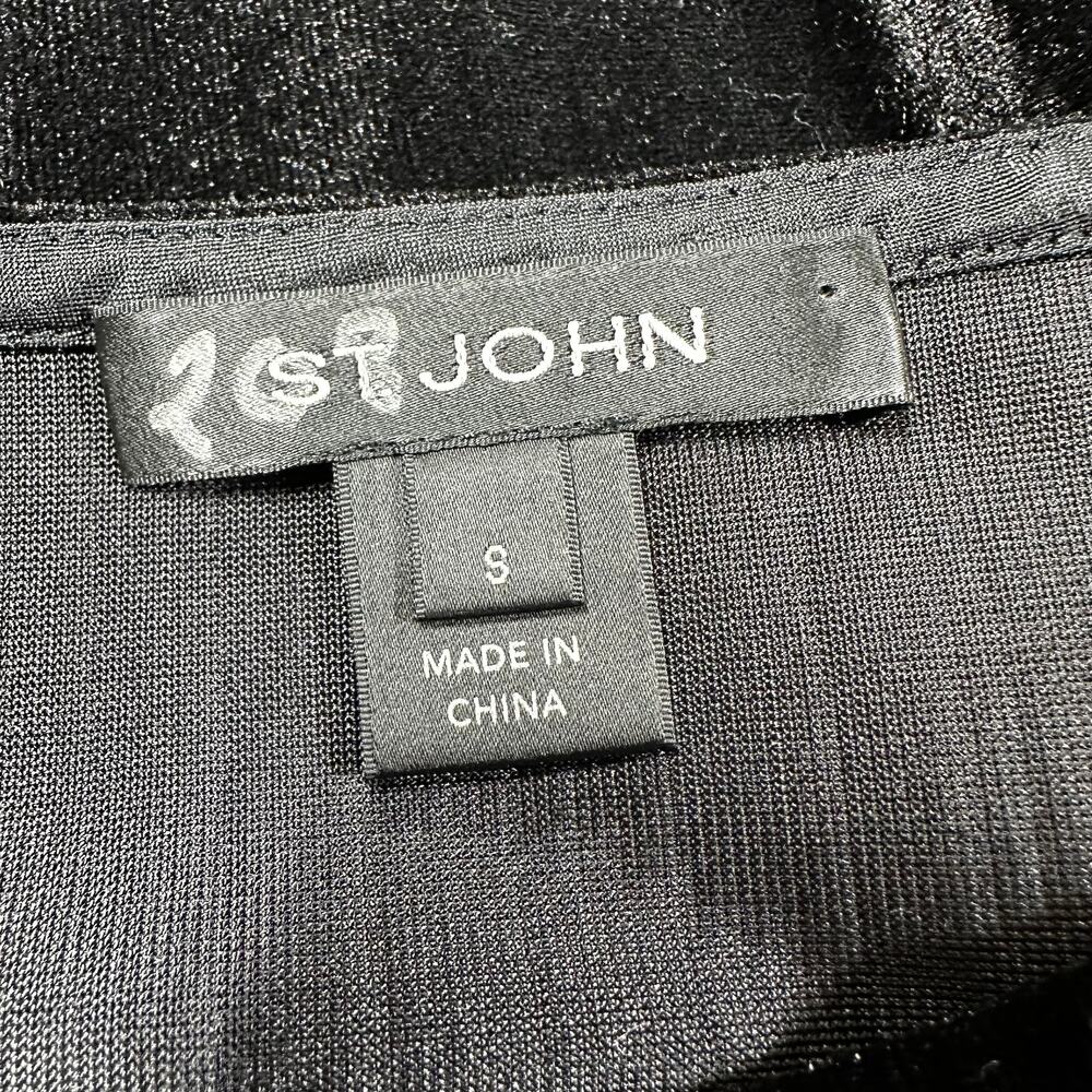 St. John NWT Crushed Velvet Black Short Sleeve Top Size S Boat Neck Stretchy - Picture 3 of 8